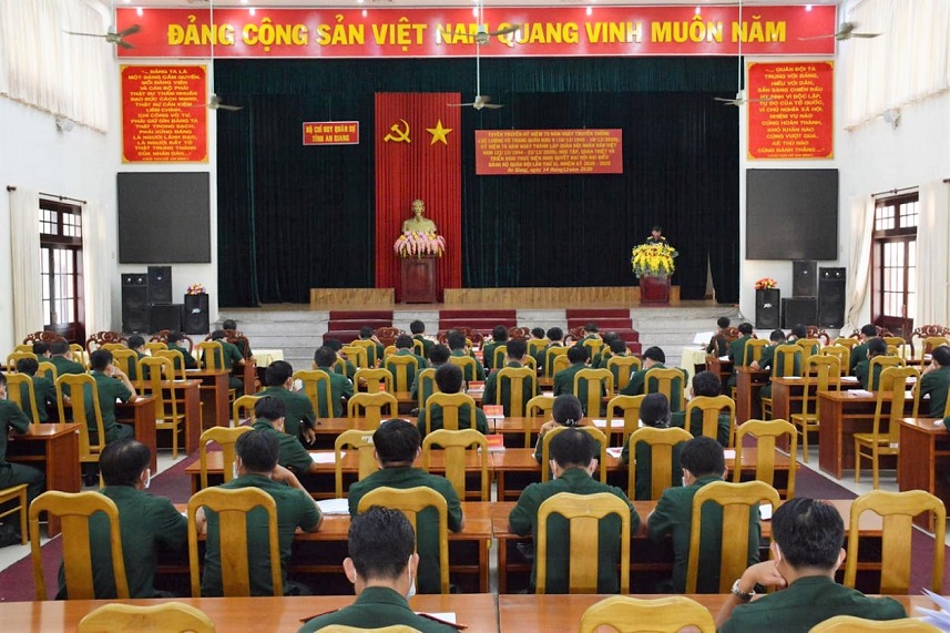 Quan-su-tinh.jpg