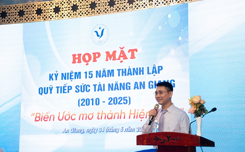 Quy-TXTNAG-hopmat-15n-4.jpg