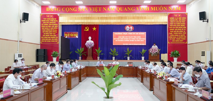 TC-bithutinh-lamviec22-1.jpg