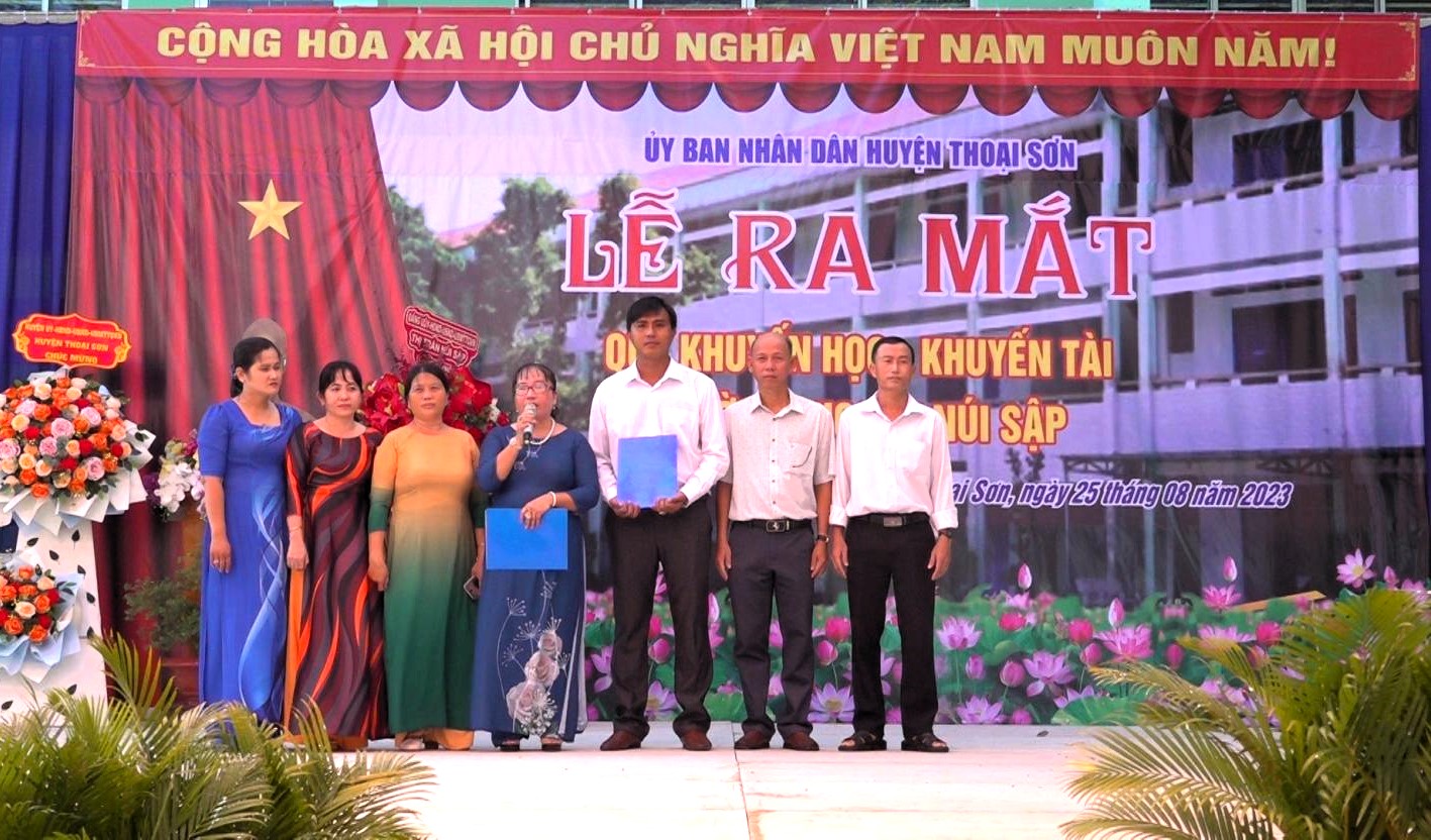 TS-leramat-Quy-KHKT-NS-3.jpg