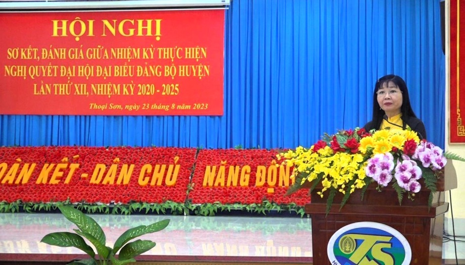 TS-so-ket-giua-nk-23-3.jpg