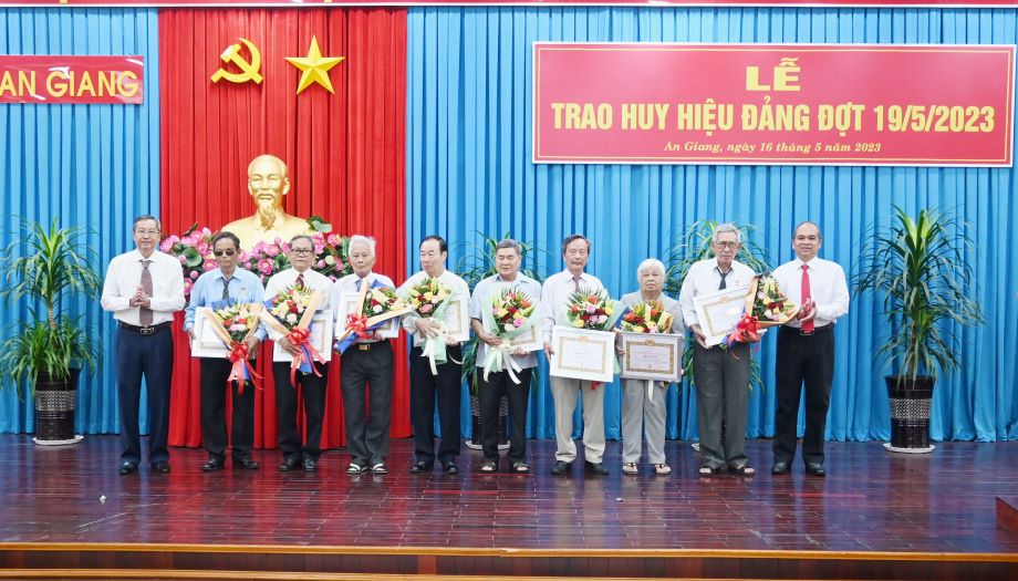 TUag-traohhd-19523-5.jpg