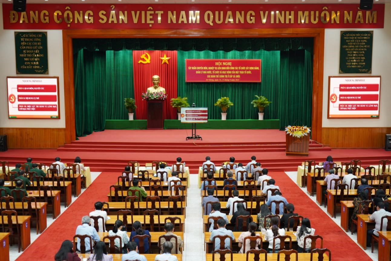TW taphuan capxm-1.jpg