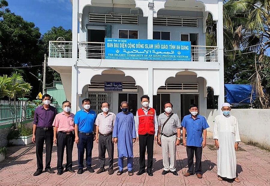 Tham-hoigiao-TCbdvtw-2.jpg