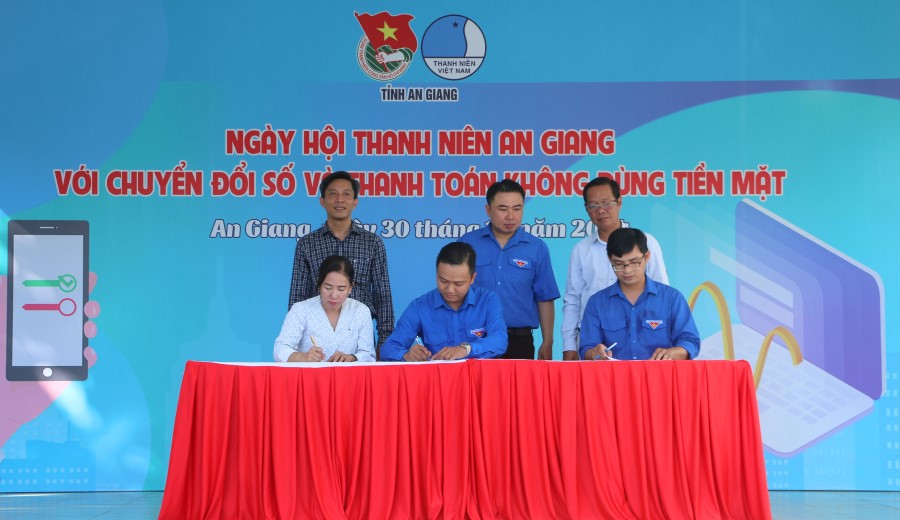 Thanhnien-kgdungtienmat-3.jpg
