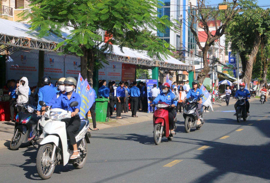 Thanhnien-kgdungtienmat-5.jpg