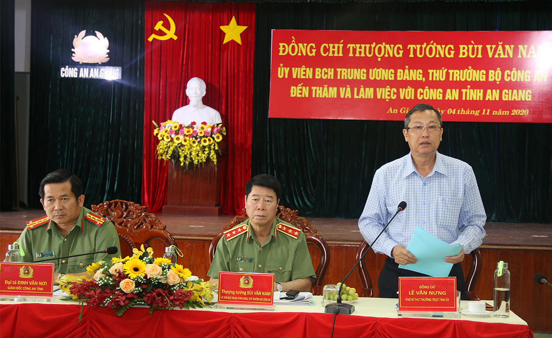 Thuong-tuong-Nam-lamviec-ag-2.jpg