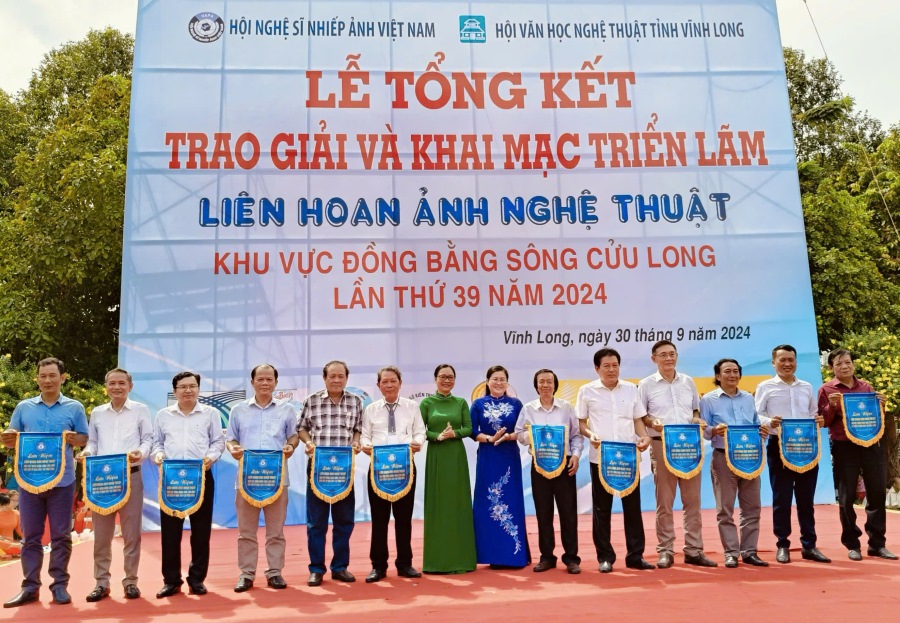 Tket-anh-nt-dbscl-3.jpg