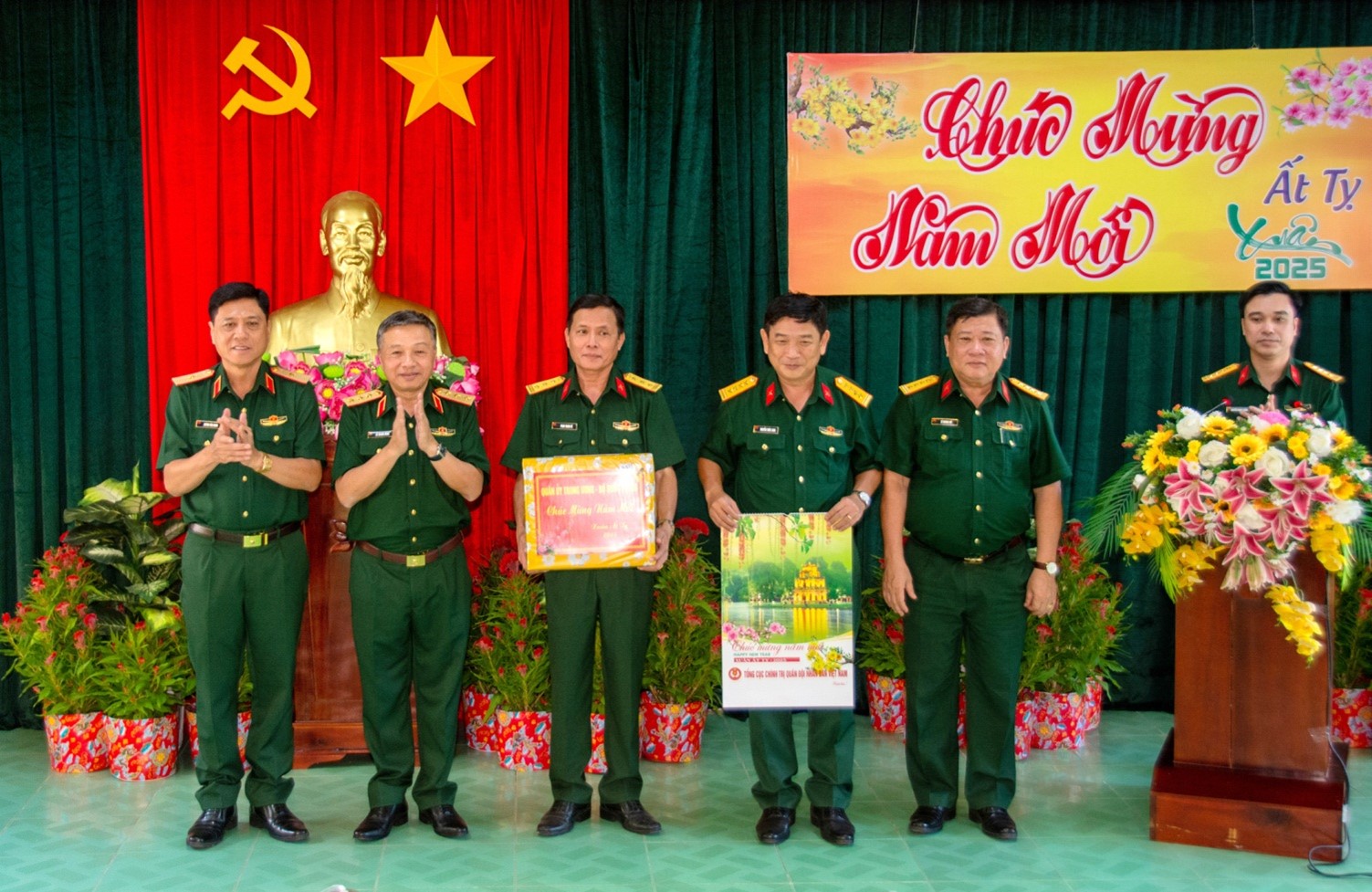 Tuong-Quang-tham-K90-93-5.jpg