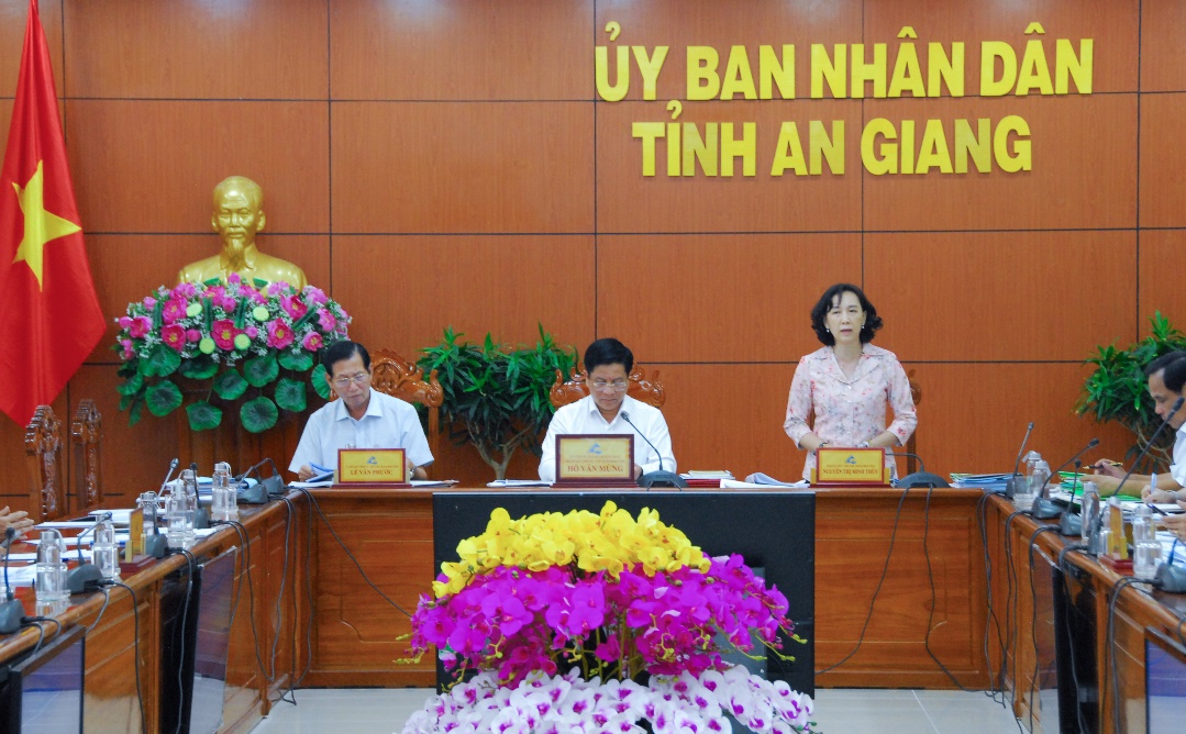 UB-hop-chuanbi-HNquangba-4.jpg