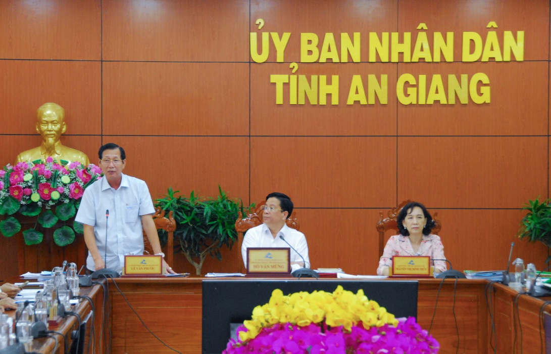 UB-hop-chuanbi-HNquangba-5.jpg