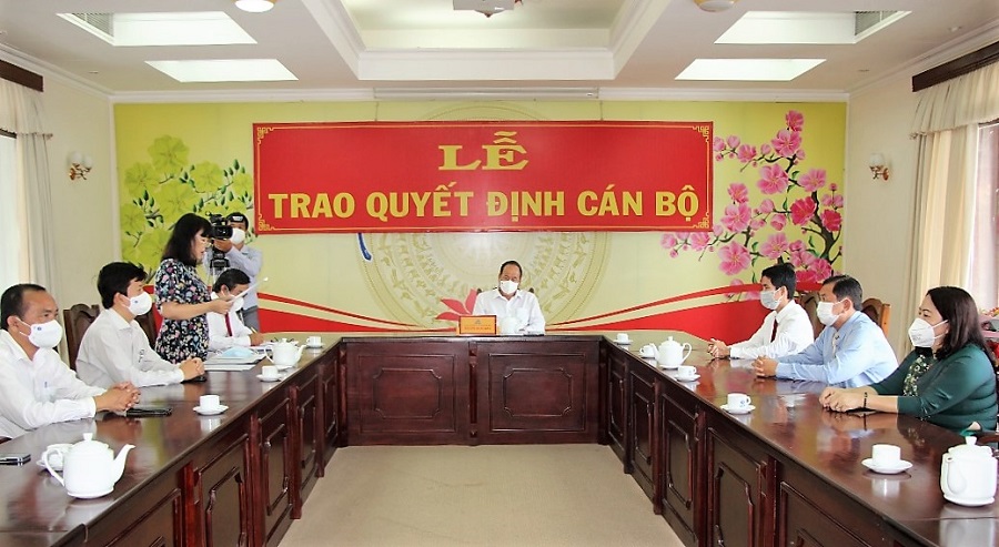 UB-traoquyetdinh-cboa.jpg