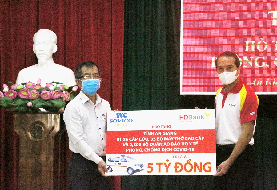 UBMT-tiepnhan-ungho-pcd-3.jpg
