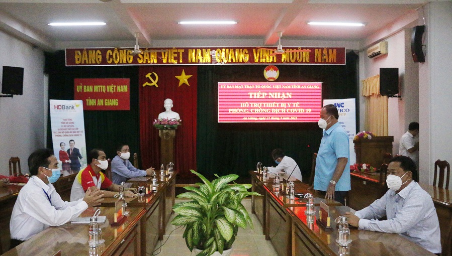 UBMT-tiepnhan-ungho-pcd.jpg