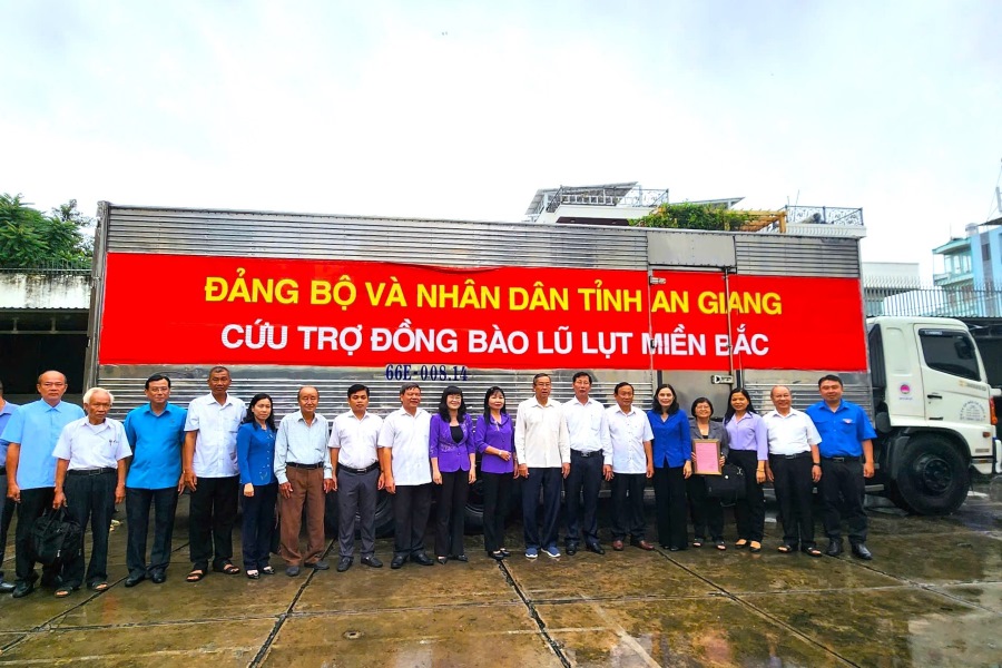Xuat-quan-cuutro-mb-6.jpg